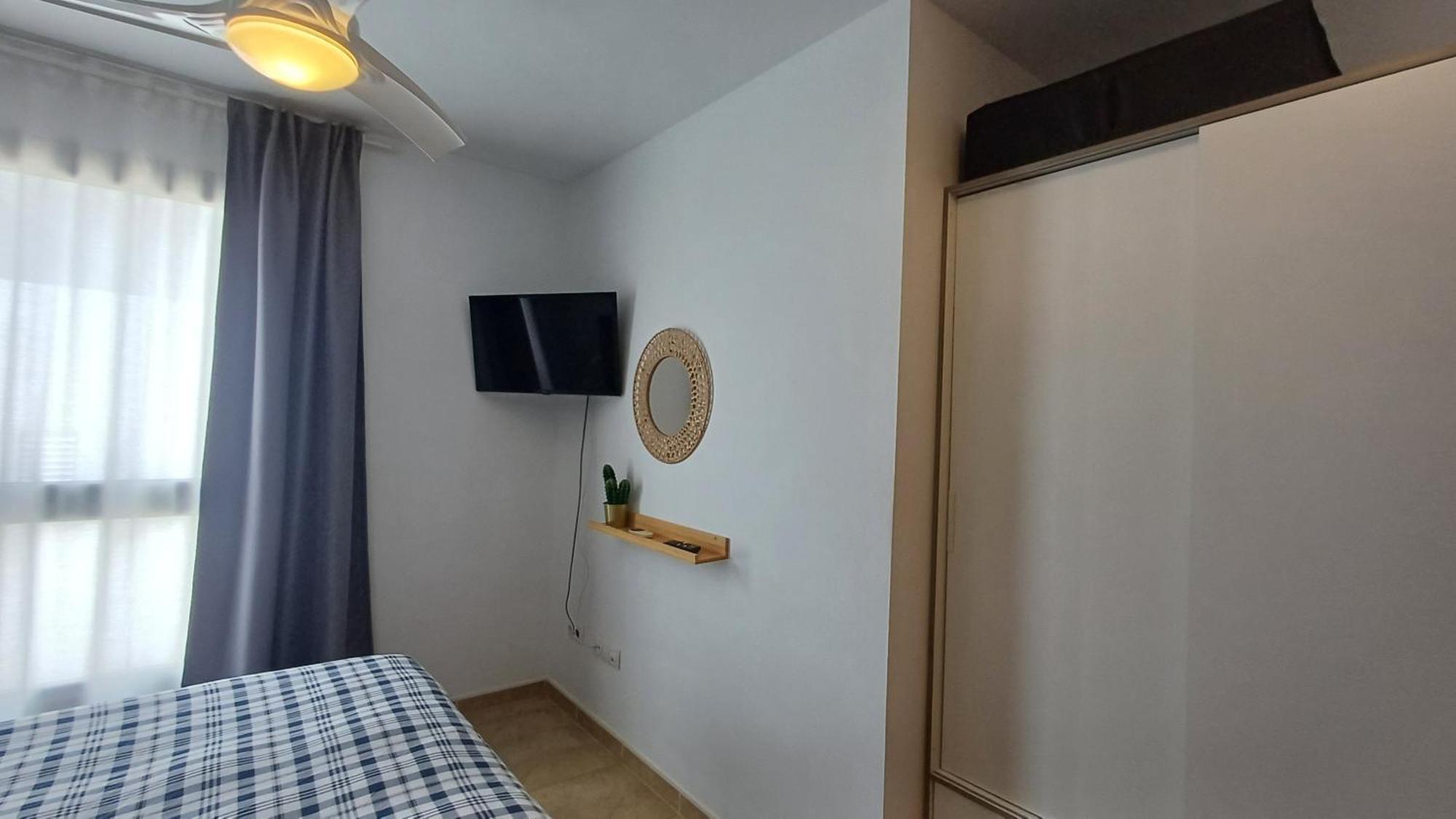 Modern House With 2 Bedrooms Near The Beach Castillo del Romeral Exteriör bild